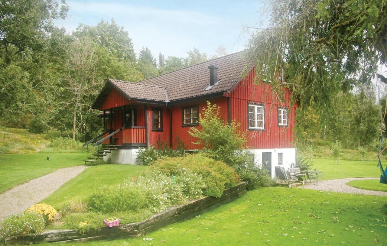 Cozy Home In Uddevalla With Wifi Haljebol Exterior photo